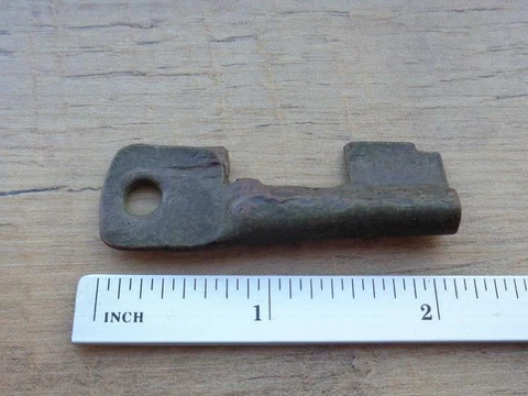 Ancient Vintage Unique Handmade Primitive Bronze/Copper Key Metal Detector Steam Cover
