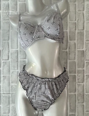 Top de bikini ROSA de Frankies Buttercup y parte inferior de bikini Hudson 2 piezas XL Foto 1 de 4