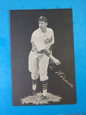 1932 Cubs Team Issue 6 1/8x 9 1/4 LON WARNEKE EX