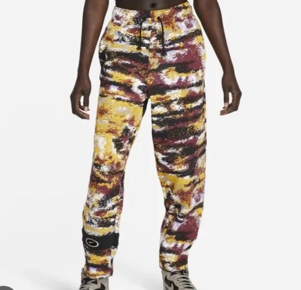 NIKE Sportswear Essential Team Sports Women's Fleece Curve Pants DQ3587-010 Sz M