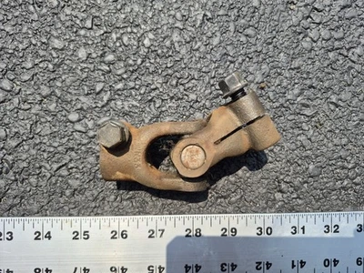 Ford F-150 F-250 F-350 1992-1996 Bronco columna de dirección junta en U OEM  Foto 1 de 3