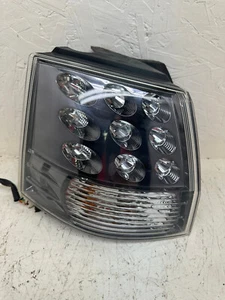 ✅ 07-13 Mitsubishi Outlander OUTER CORNER QTR Tail Light Lamp Left DRIVER OEM - Picture 1 of 5