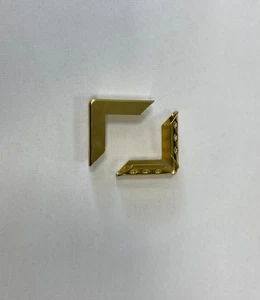 1 0 Pcs - GILT 6 HOLES Bookbinding Corners - L30mm - Picture 1 of 1