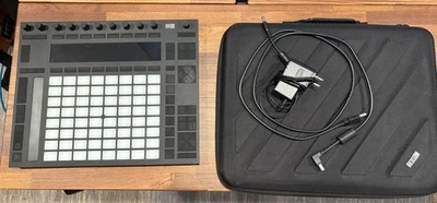 Ableton Push 2 USB Live Controller Instrument w. Case and cables. - Image 1 of 4