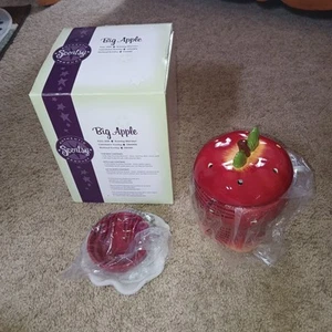 NIB Scentsy 2010 Big Apple Full Size Teacher Wax Warmer Discontinued, NIOB! - Picture 1 of 10
