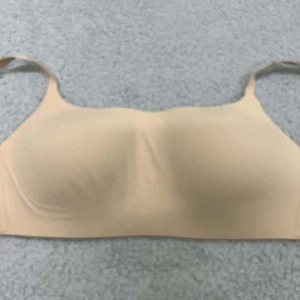 Sujetador Auden Bralette Grande Adhundido Micro Acolchado Cuchara - Imagen 1 de 10