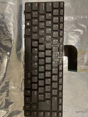 DELL VOSTRO 2520 3550 3560 3460 V131 BLACK FRENCH CANADIAN LAPTOP KEYBOARD D49HK - Image 1 of 4