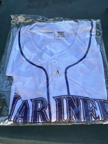 2023 Seattle Mariners UW Washington Huskies Jersey SGA 7/21/23 All Sizes Cover