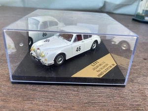 1/43 VITESSE JAGUAR MKII ROY SALVADORI #46 WINNER SILVERSTONE 1960 - Picture 1 of 3