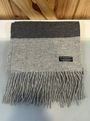 Bufanda a Rayas Burberry London Gris y Púrpura 74" x 9.5" Usada en Excelente Condición 90% Lana Merino Foto 1 de 4
