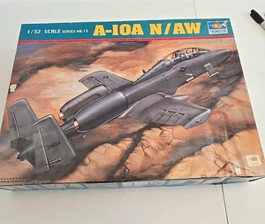 Trumpeter 1/32 scale A-10A N/AW Two-Seat 1979 U.S THUNDERBOLT II HUGE Kit 02215 - Picture 1 of 20