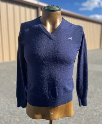 Suéter de Lana Azul Marino Cuello en V Levi’s Big E Años 60 De Colección San Francisco CAL 20,5x25,5 Talla M Foto 1 de 4