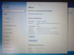 Dell Latitude 3570 15.6" Intel Core i5-6200U 2.50GHz 8GB 128GB Windows 10 - Picture 1 of 9