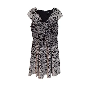 Alexa B Dress Womens 4 Black White Fit & Flare Floral Design Sleeveless - Picture 1 of 2