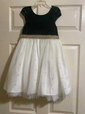 NWOT GREEN VELVET PEARL EMBELLISHED TULLE DRESS BY AMERICAN PRINCESS SIZE 6X / 7 - Image 1 of 4