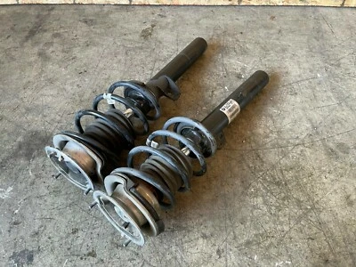 JUEGO AMORTIGUADORES PUNTAL DELANTERO IZQUIERDO Y DERECHO BMW 2007-2013 E82 E88 OEM 95K Foto 1 de 4
