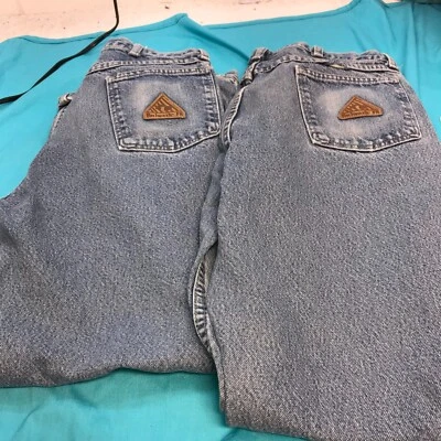 Bulwark FR Flame Resistant Denim Blue Jeans Men Size 32 x 27 Lot Of 2 - Image 1 of 4