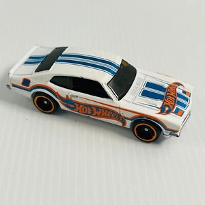 Hot Wheels 1:64 Die-cast ‘71 Maverick Grabber Mattel 2009 Die Cast - Bild 1 von 10