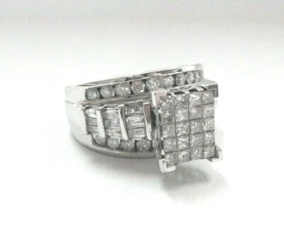 Stunning Solid 10K White Gold Large Diamond Cluster Engagement Ring sz 8.25 - Image 1 of 4