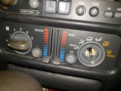 Temperature Control Fits 01-03 GRAND PRIX 1161822 - Image 1 of 4