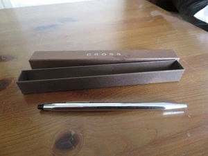 Cross classic Century twist action ballpoint pen - Picture 1 of 3