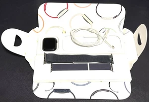 Apple Watch Series 9 45mm GPS, LTE Cellular, 100% battery health - Photo 1 sur 9