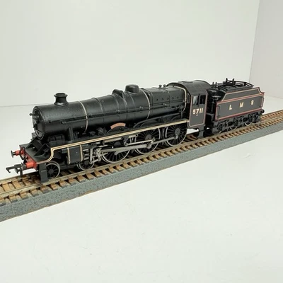OO Scale Bachmann Branch Line 31-159 Jubilee 4-6-0 Steam Locomotive Courageous - Image 1 of 4