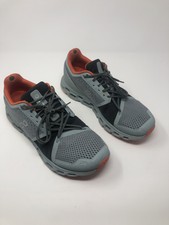 qc athletic shoes