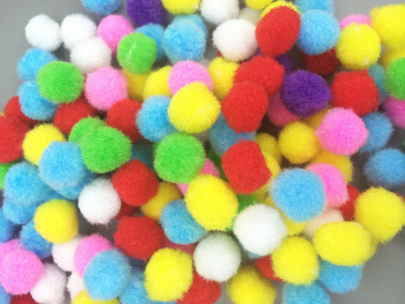 DIY 200PCS Fluffy Craft PomPoms Balls Mixed Colours Pom Poms About 15mm  Diamet - Image 1 of 1