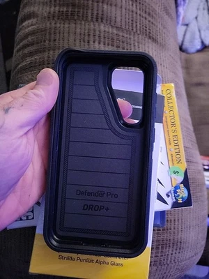 OtterBox Galaxy S23 FE (Nuevo) - Solo Estuche Serie Defender Foto 1 de 4