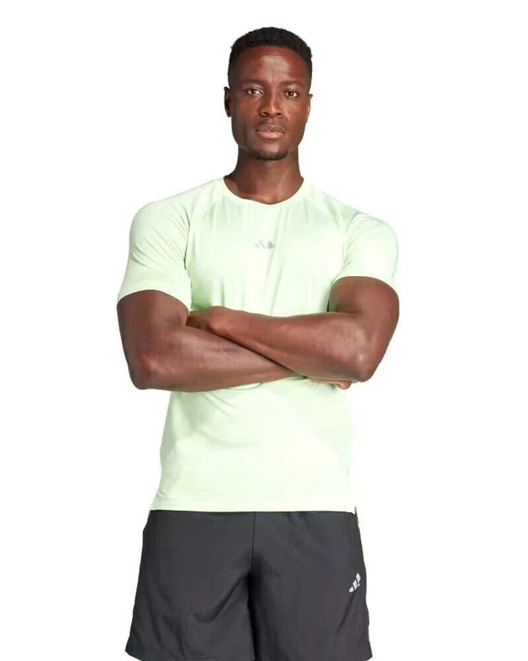 Camiseta de gimnasio y entrenamiento Adidas para hombre Foto 1 de 1