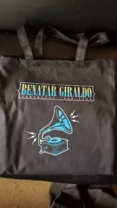 BOLSO DE MANO PAT BENATAR / NEIL GIRALDO - NUEVO SIN USAR FUTURISTIC TOUR 2024 RESISTENTE - Imagen 1 de 1