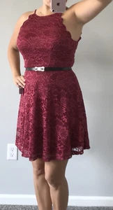 😍 A. Byer Women's Lace Fit and Flare Dress Halter Neck Size 7 - Picture 1 of 3