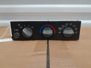 1997-2007 GMC Safari OEM climate control - Picture 1 of 2