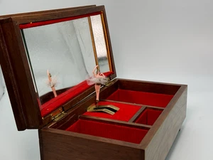 Vintage Music Box Ballerina Jewellery Box Wooden Red Velvet - Picture 1 of 7
