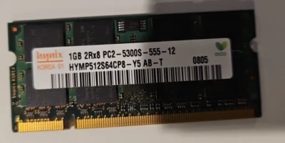Hynix 1GB DDR2 RAM PC2-5300 667MHz SODIMM Memory HYMP512S64CP8-Y5 - Image 1 of 2