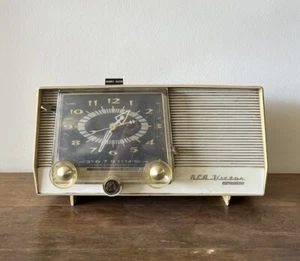 RCA Victor 1957 C-4EM AM Röhrenuhr Radio Goldenrod gelb filterfreundlich Retro - Bild 1 von 10