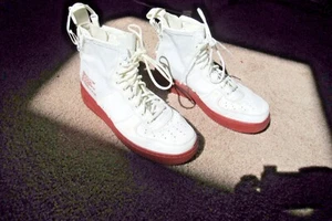 NIKE SF Air Force 1 AF 1 Mid Goddess of Victory White Maroon Leather shoes 8 1/2 - Picture 1 of 6