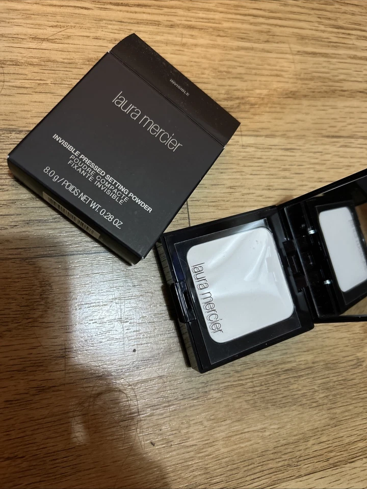 Laura Mercier Invisible Pressed Setting Powder Shade Invisible - Image 1 of 1
