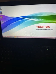 Toshiba Satellite C855D-S5900 Laptop with oem charger (tested) - Picture 1 of 6