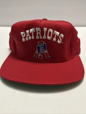 Sombrero rojo vintage de los New England Patriots AJD  Foto 1 de 4