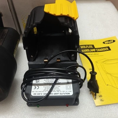 WOLF CHARGING UNIT C-251 HVE - Image 1 of 4