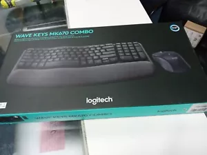 Logitech Wavekey MK679 Combo - Picture 1 of 3