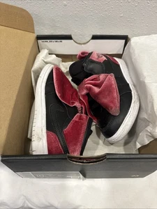 Jordan 1 Mid Bow TD 10c Toddler 'Noble Red' w/ Box - Picture 1 of 6