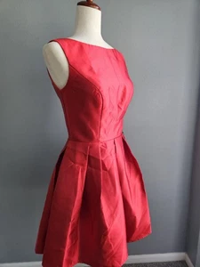 Abito da sera Glamour By Terani Couture rosso scarlatto nuovo con etichette ballo ritorno a casa taglia 4 - Foto 1 di 13