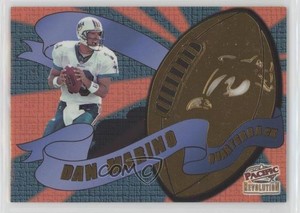 1998 Pacific Revolution Prime Time Performers Dan Marino #12 HOF