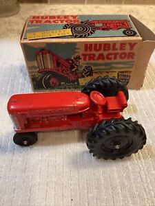 Vintage Hubley Die Cast Tractor Model # 456  New In Original Box