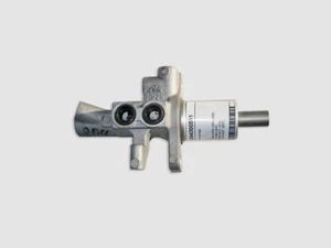 Cilindro maestro de freno Mercedes-Benz A2044300501 Clase C W204 Clase E W212 C2... - Imagen 1 de 3