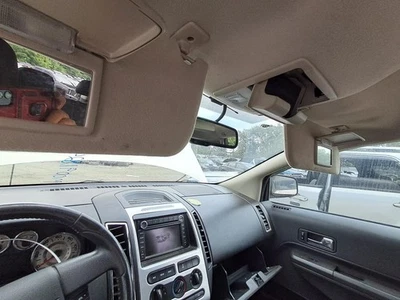 Parasol derecho usado se adapta a: Ford Edge 2008 con iluminación grado A derecho Foto 1 de 4