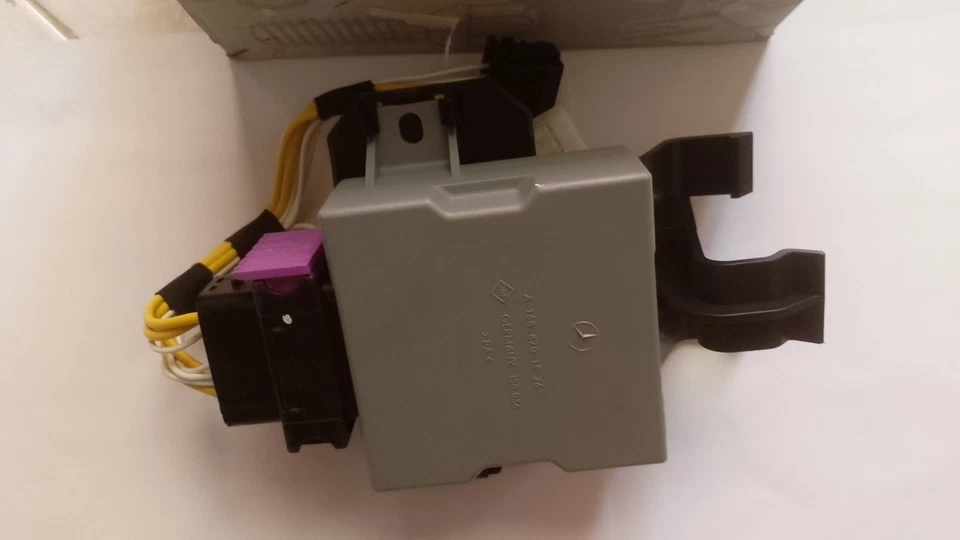 MERCEDES-BENZ CLASSE A W168 CENTRALINA SENSORE DI PIOGGIA NUOVO A1688201626 - Immagine 1 di 4